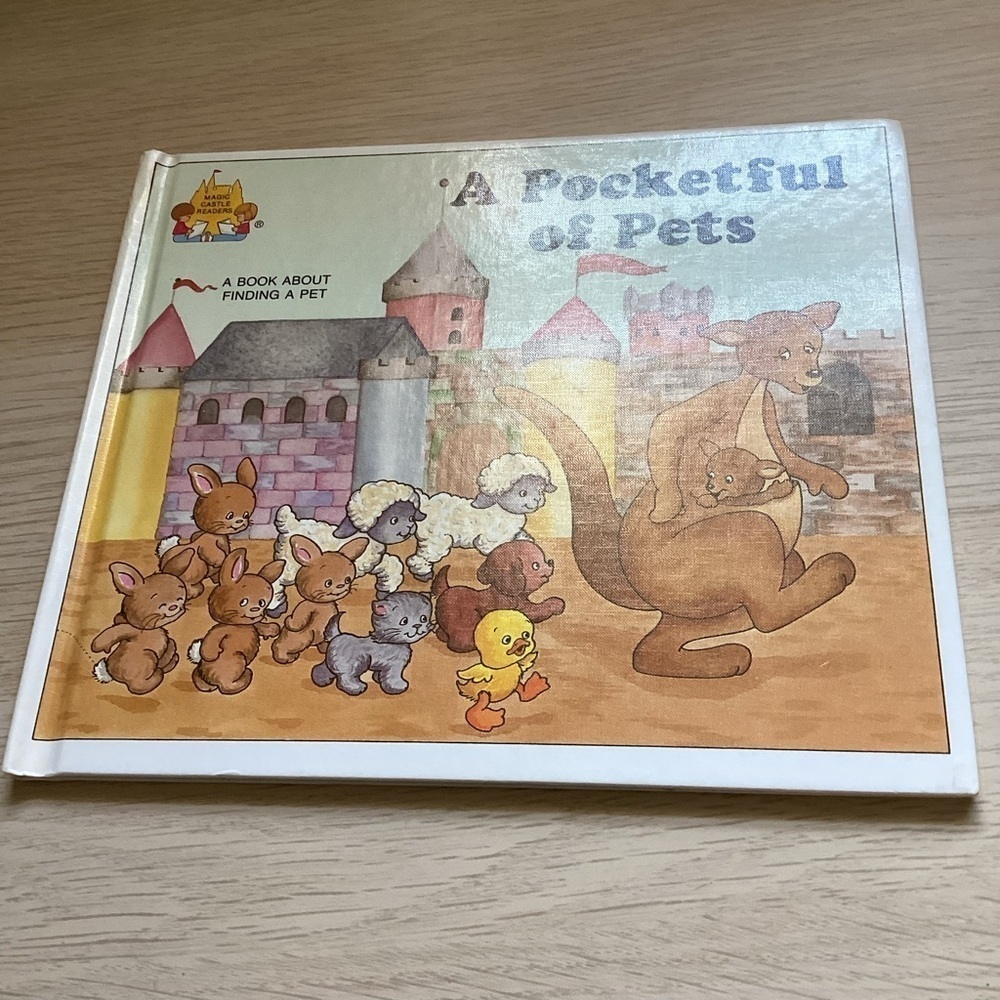 Vintage Book (1988) A Pocketful of Pets - Hardcover Magic  Castle Reader